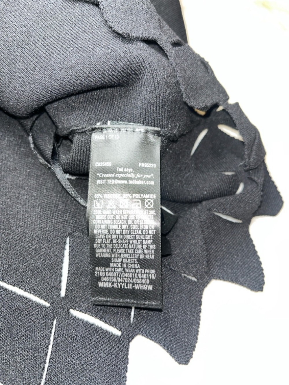 Ted Baker Kyylie Black Geometric Laser-cut Hem Knit Modern Cardigan SZ 3 (US 8) - Picture 9 of 10
